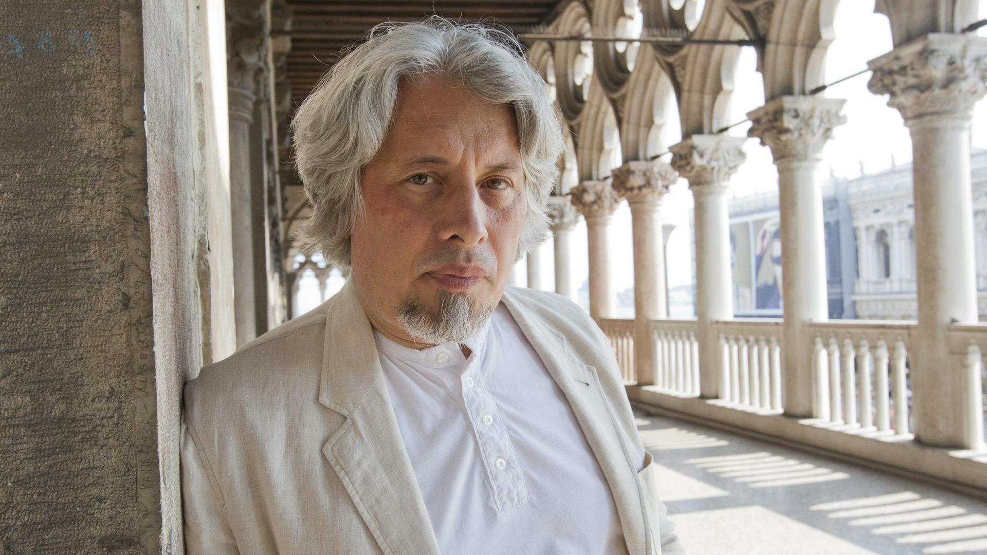Der in Berlin lebende russische Schriftsteller Vladimir Sorokin Der in Berlin lebende russische Schriftsteller Vladimir Sorokin