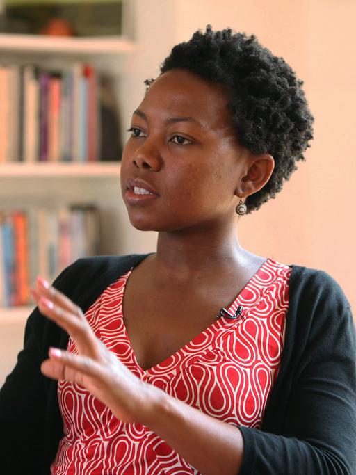 NoViolet Bulawayo