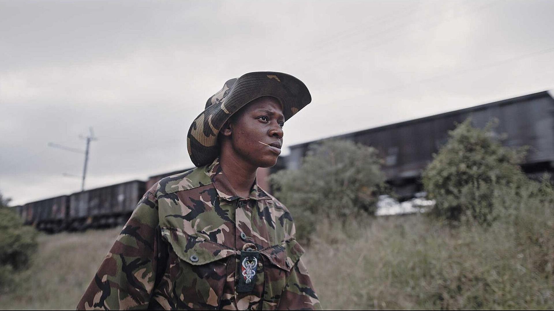 Die "Black Mambas" verdienen besser als viele Männer im Land. In ihren Familien sorgt das für Konflikte. Die "Black Mambas" verdienen besser als viele Männer im Land. In ihren Familien sorgt das für Konflikte.