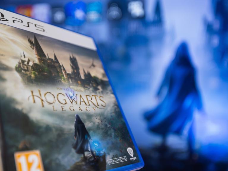 Version von Hogwarts Legacy für die PS5.