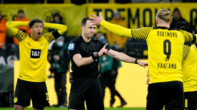 Signal Iduna Park Dortmund, 4.12.2021, 1. Fussball Bundesliga Saison 2021/22, 14. Spieltag, Borussia Dortmund (BVB) vs F