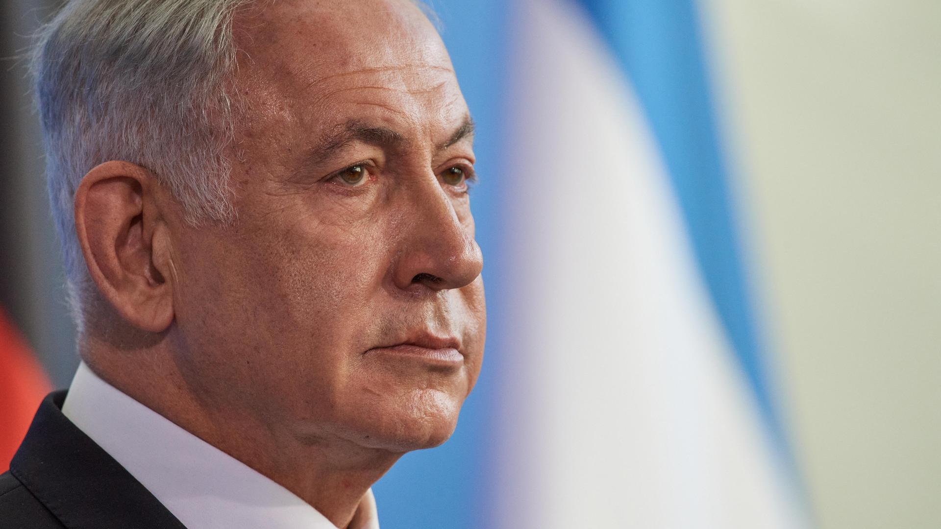 Close-Up Porträftfoto vom Ministerpräsident des Staates Israel, Benjamin Netanyahu, am 16.03.2023 im Bundeskanzleramt in Berlin während einer Pressekonferenz. Close-Up Porträftfoto vom Ministerpräsident des Staates Israel, Benjamin Netanyahu, am 16.03.2023 im Bundeskanzleramt in Berlin während einer Pressekonferenz.