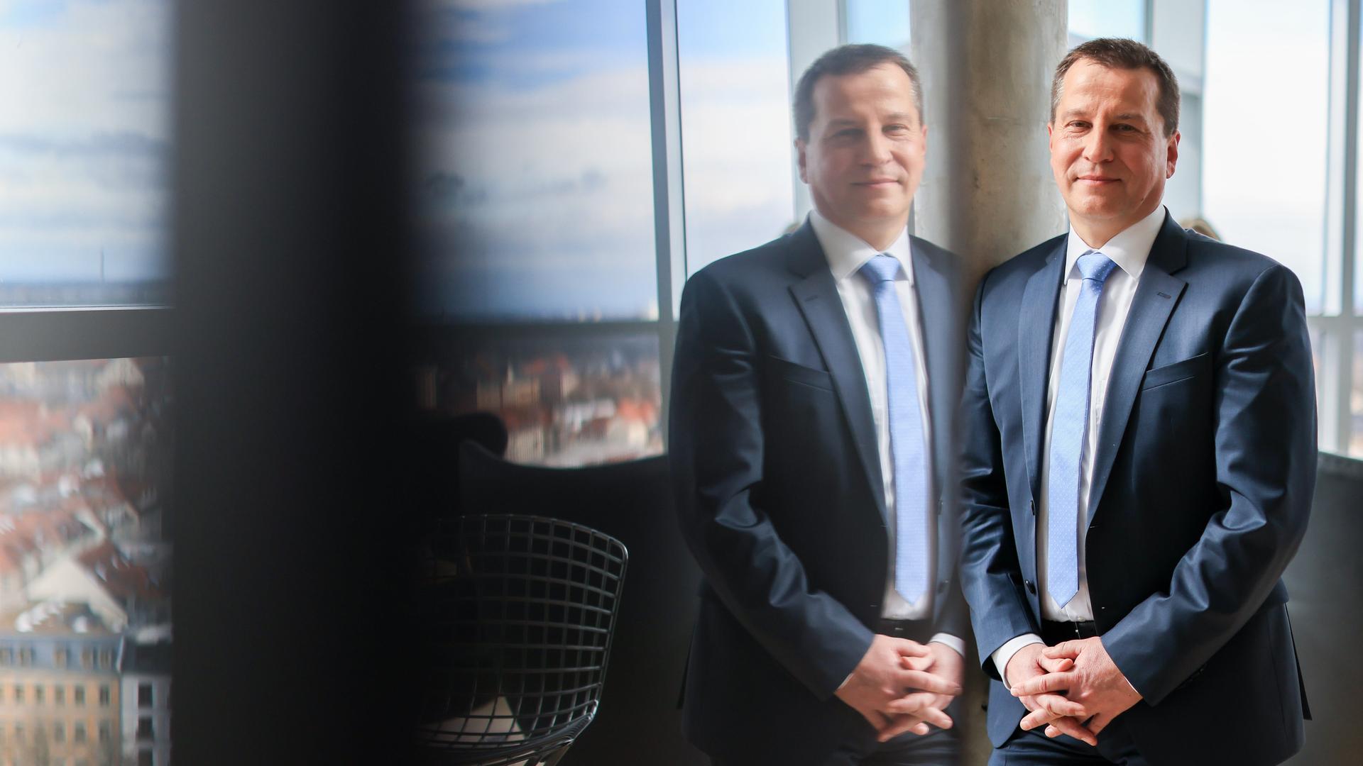 Ralf Ludwig steht nach seiner Wahl zum künftigen Intendanten des Mitteldeutschen Rundfunks (MDR) in der Zentrale des Senders. Einziger Kandidat für die Wahl in Leipzig war mit Ludwig der bisherige Verwaltungsdirektor des Mitteldeutschen Rundfunks (MDR). Ralf Ludwig steht nach seiner Wahl zum künftigen Intendanten des Mitteldeutschen Rundfunks (MDR) in der Zentrale des Senders. Einziger Kandidat für die Wahl in Leipzig war mit Ludwig der bisherige Verwaltungsdirektor des Mitteldeutschen Rundfunks (MDR).
