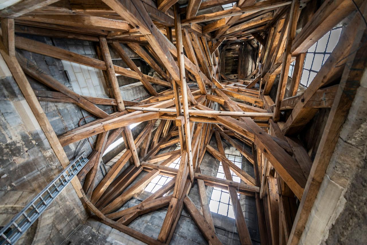 Notre-Dame Kathedrale Paris. Dachstuhl des nördlichen Turms 2013. Notre-Dame Kathedrale Paris. Dachstuhl des nördlichen Turms 2013.
