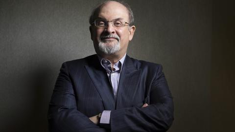 Porträt von Salman Rushdie.