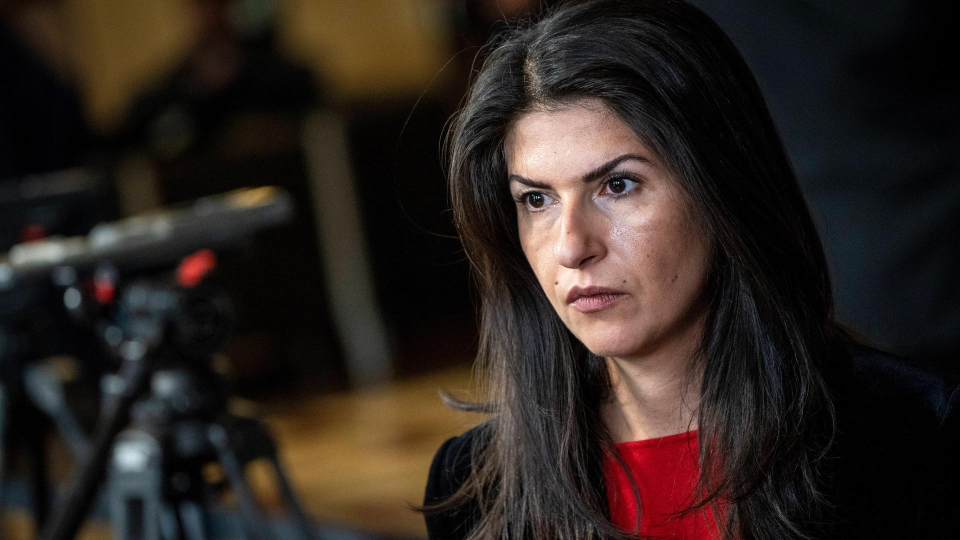 Die CDU-Politikerin Serap Güler am 14.01.2023 bei einer Klausur des Parteivorstands in Weimar Die CDU-Politikerin Serap Güler am 14.01.2023 bei einer Klausur des Parteivorstands in Weimar