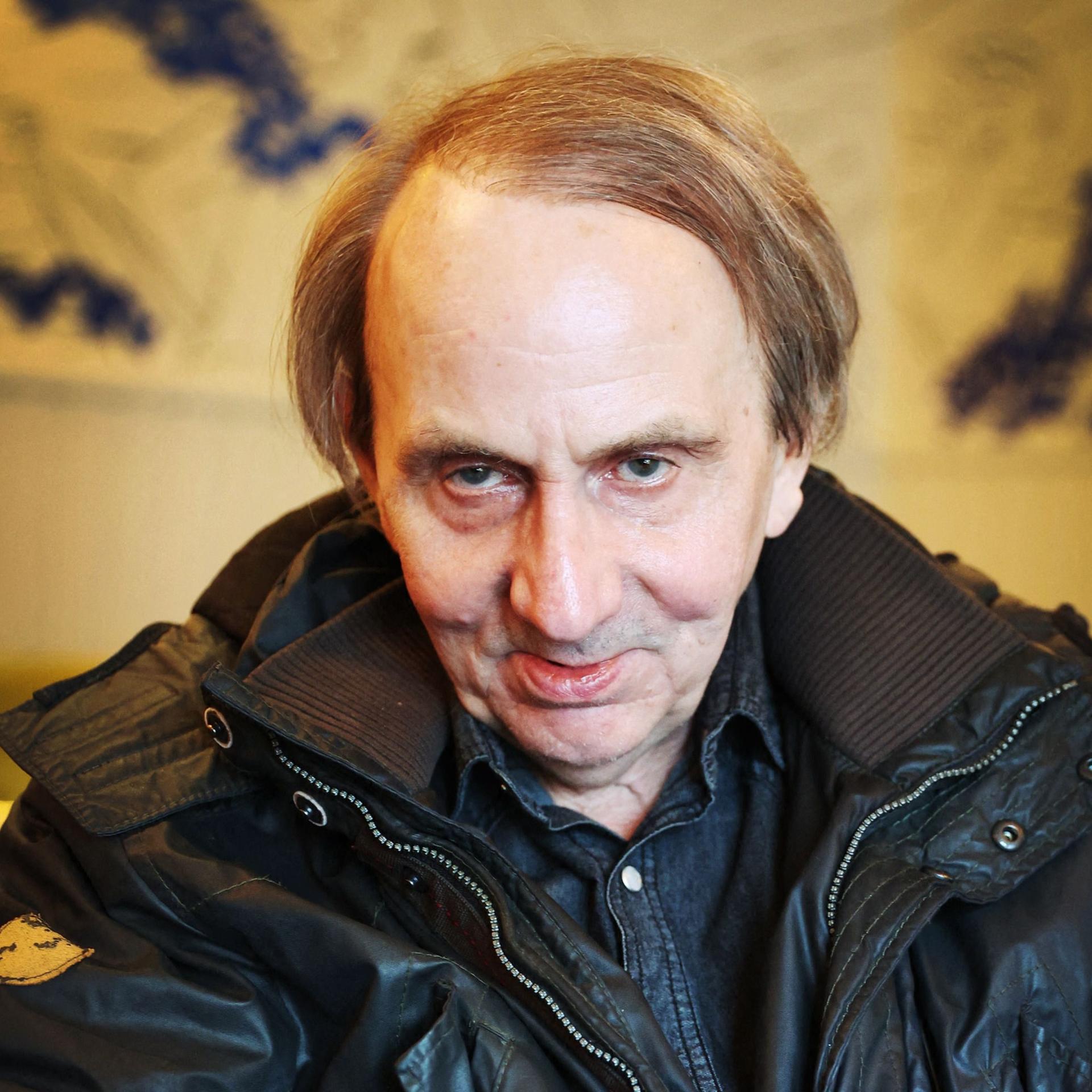 Gerichtsstreit um Porno-Film – Michel Houellebecq: „Ein Tier hätte mehr Rechte“ Gerichtsstreit um Porno-Film – Michel Houellebecq: „Ein Tier hätte mehr Rechte“