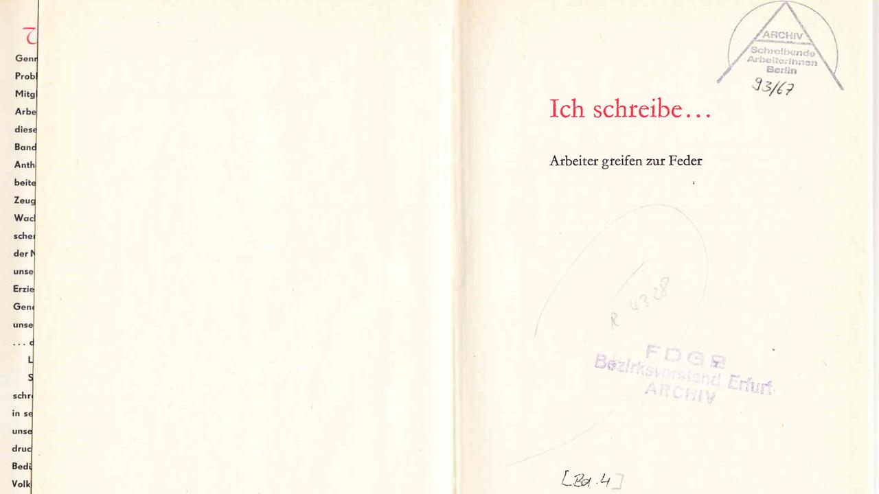 Titelseite eines Jahresbandes "Arbeiter greifen zur Feder" aus dem Jahre 1963 Titelseite eines Jahresbandes "Arbeiter greifen zur Feder" aus dem Jahre 1963