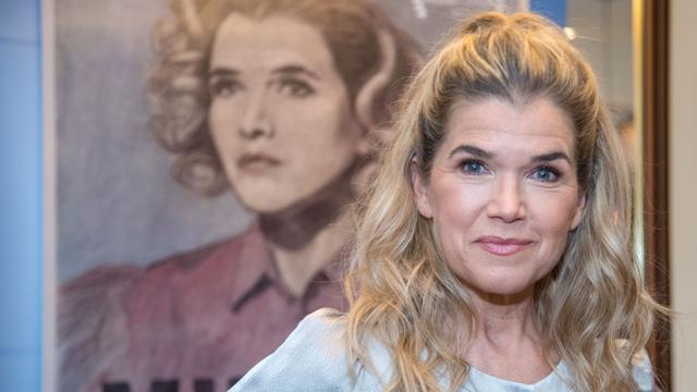 21. September 2022, Schauspielerin Anke Engelke bei der Premiere von dem Doku Drama Film 'Mutter' im Cinema-Kino. Foto: Bernd Kammerer
