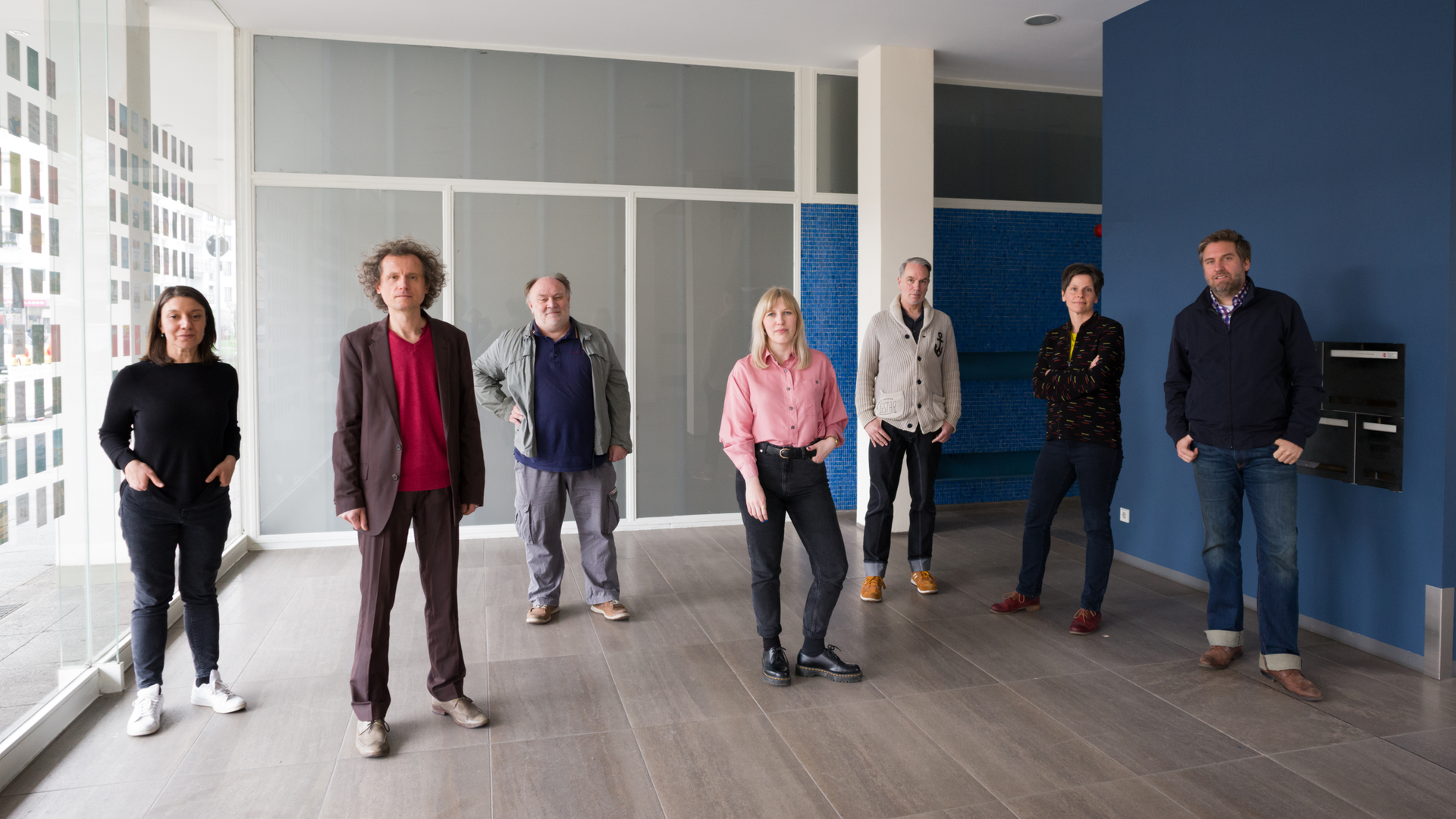 Die Jury des Deutschen Buchpreises 2022 (v.l.n.r.): Selma Wels, Uli Ormanns, Erich Klein, Miriam Zeh, Frank Menden, Isabelle Vonlanthen, Jan Wiele Die Jury des Deutschen Buchpreises 2022 (v.l.n.r.): Selma Wels, Uli Ormanns, Erich Klein, Miriam Zeh, Frank Menden, Isabelle Vonlanthen, Jan Wiele
