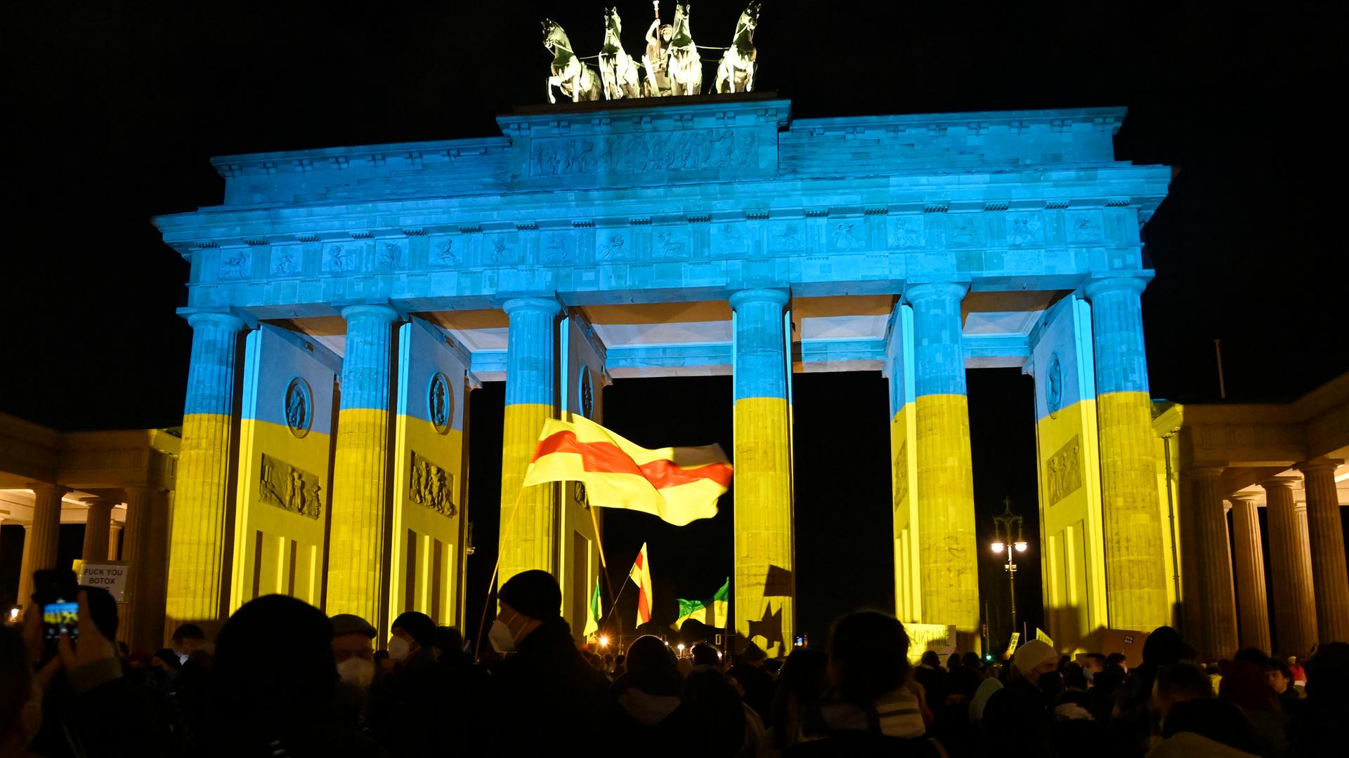 Demonstration in Berlin für die Ukraine und gegen Wladimir Putin Demonstration in Berlin für die Ukraine und gegen Wladimir Putin