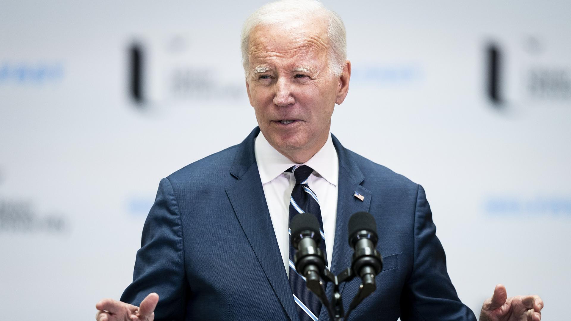 Das Foto zeigt US-Präsident Joe Biden. Er hält eine Rede zu dem Friedens-Abkommen. Das Foto zeigt US-Präsident Joe Biden. Er hält eine Rede zu dem Friedens-Abkommen.