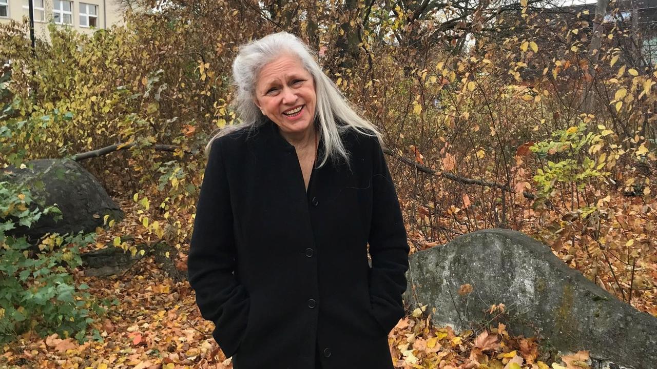 Ein Portrait der schwedischen Schriftstellerin Rose Lagercrantz Ein Portrait der schwedischen Schriftstellerin Rose Lagercrantz